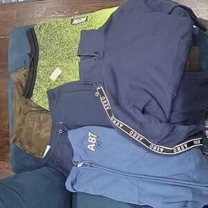 5 Men's pieces - Sz Small